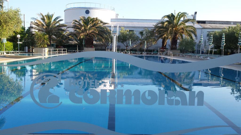 Hotel Cormoran Cattolica Exterior foto